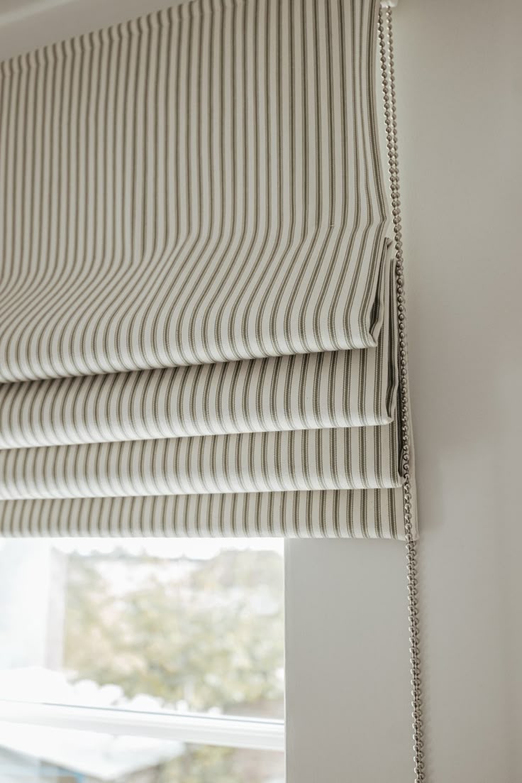 Guide to Roman Blinds